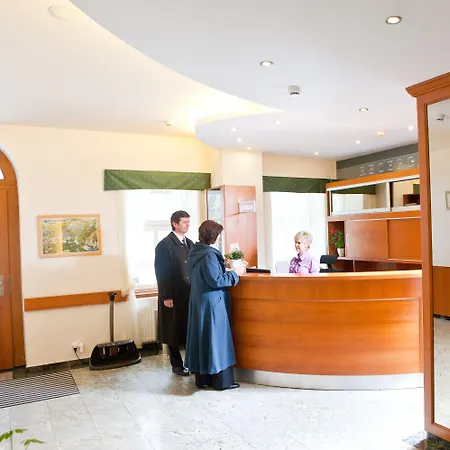 酒店 礼萨酒店 4*